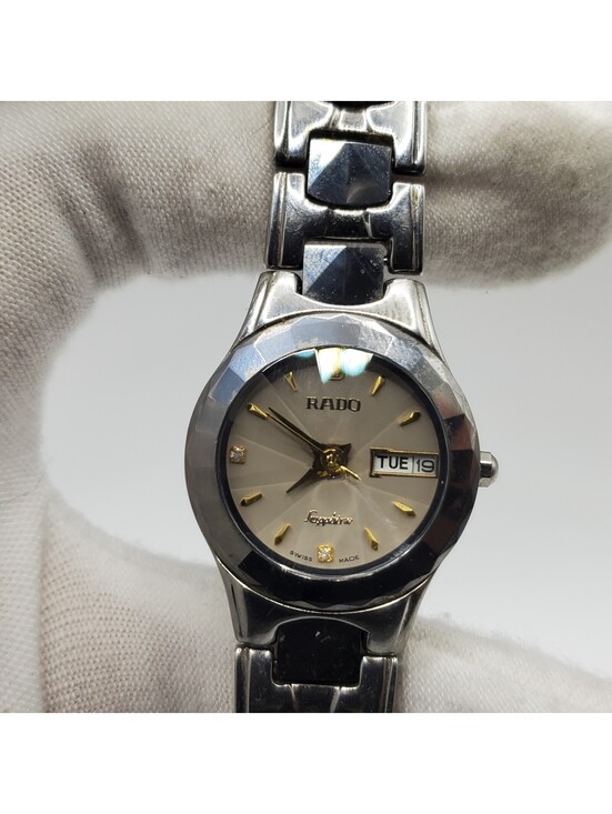 Rado Sapphire Crystal Prisim Womens Watch 22mm Day/Date Dial  New Battery main image 4